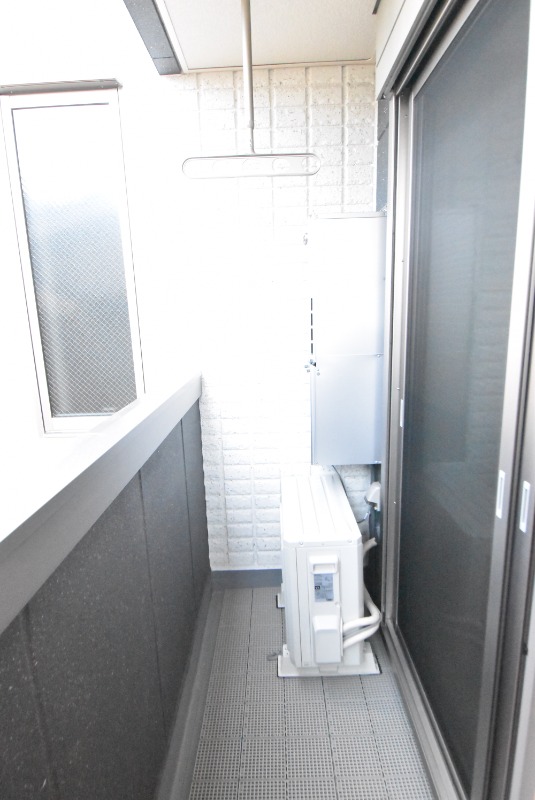 ��ʌ��������܎s��{��㏬���̃}���V�����̃o���R�j�[