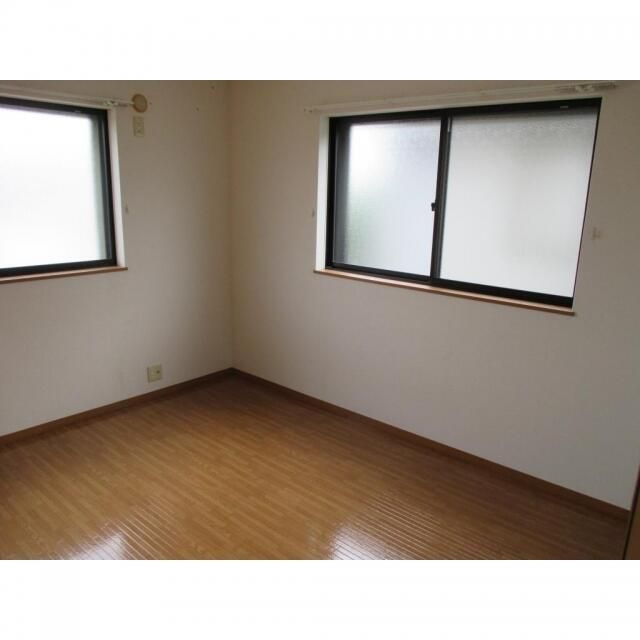 ��ʌ��������܎s��΋�钬�P���ڂ̃A�p�[�g�̂��̑������E�X�y�[�X