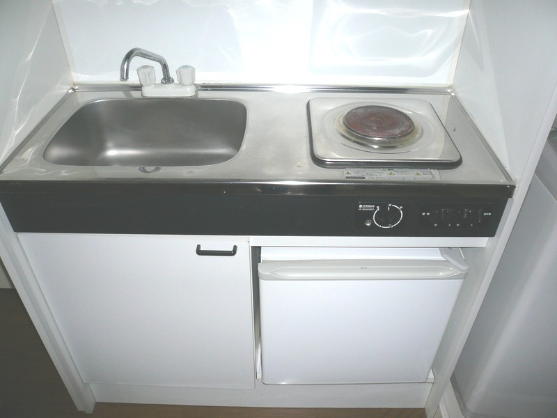 ��ʌ��������܎s�Y�a�挳���Q���ڂ̃}���V�����̃L�b�`��