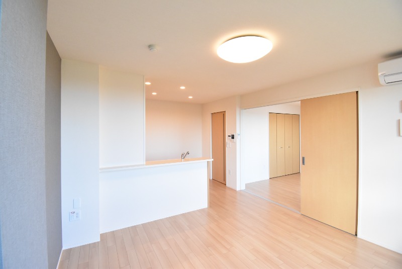 ��ʌ�����s�����Q���ڂ̃}���V�����̋��ԁE���r���O