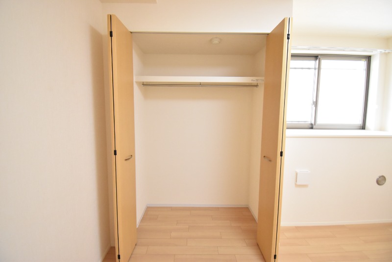 ��ʌ�����s�����Q���ڂ̃}���V�����̎��[