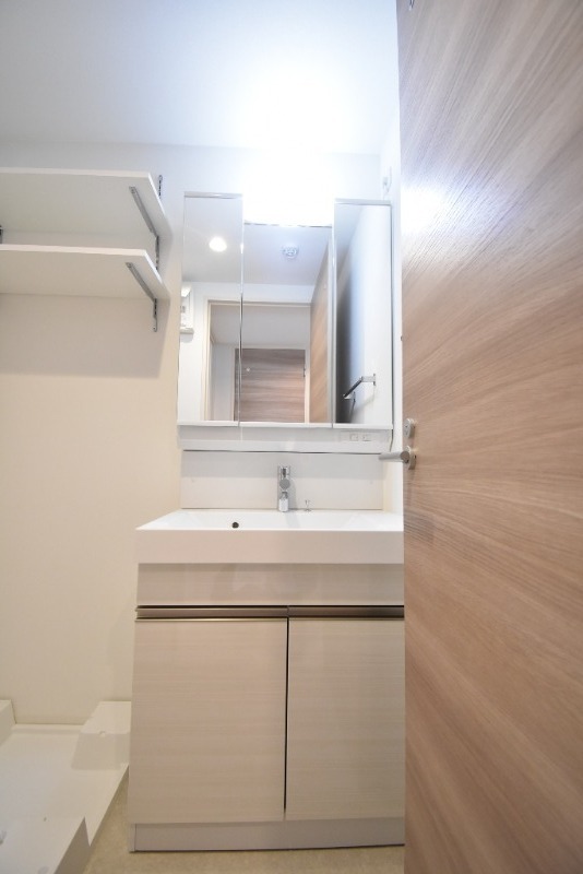 ��ʌ��������܎s�Y�a���ՂV���ڂ̃}���V�����̐��ʏ�