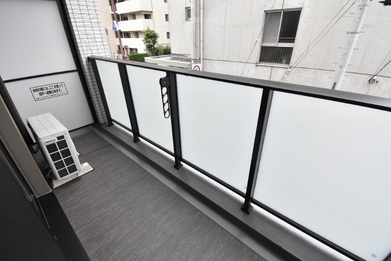 ��ʌ��������܎s�Y�a���ՂV���ڂ̃}���V�����̃o���R�j�[