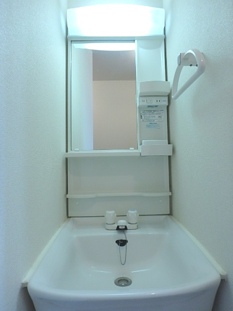 ��ʌ��������܎s��{��k�ܒ��P���ڂ̃}���V�����̐��ʏ�