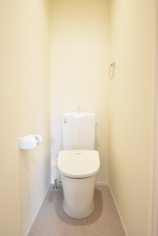 ��ʌ�����s�˒˓��Q���ڂ̃A�p�[�g�̃g�C��