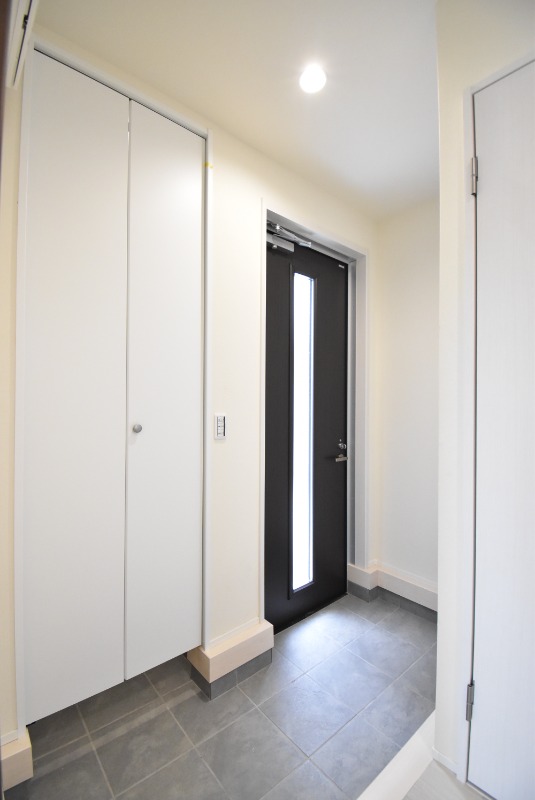 ��ʌ�����s�˒˓��Q���ڂ̃A�p�[�g�̌���