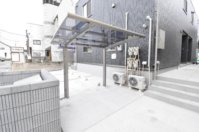 ��ʌ�����s�˒˓��Q���ڂ̃A�p�[�g�̂��̑�