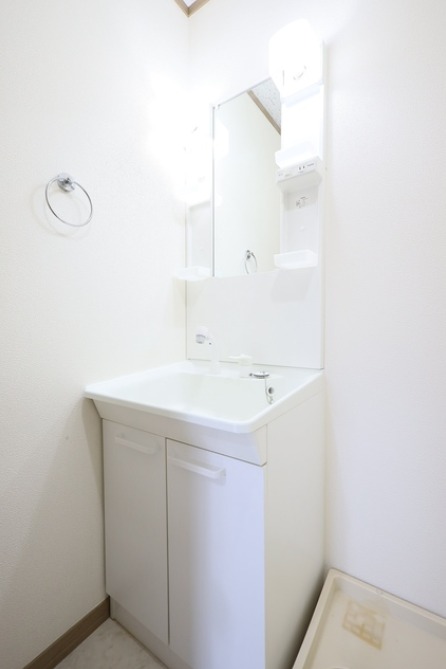 ��ʌ��������܎s��{��㏬���̃}���V�����̐��ʏ�