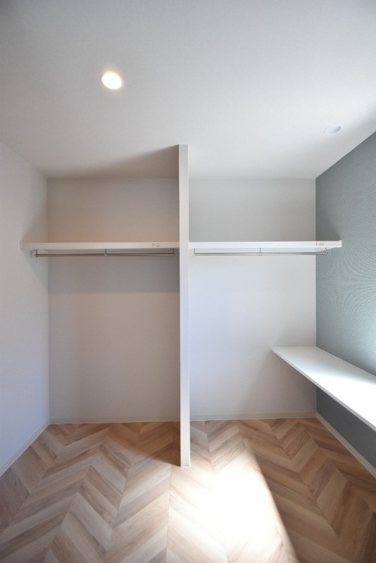 ��ʌ��������܎s�΋�厚�����̃A�p�[�g�̎��[