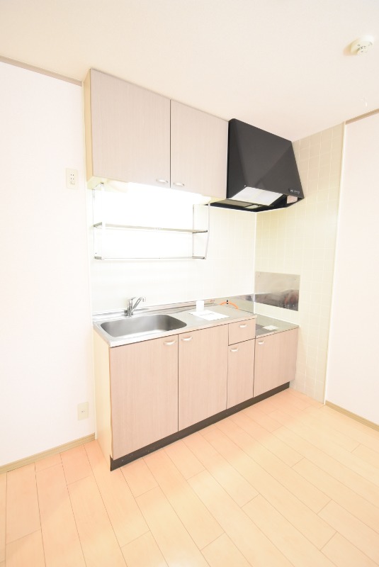 ��ʌ��������܎s��{��k�ܒ��Q���ڂ̃A�p�[�g�̃L�b�`��