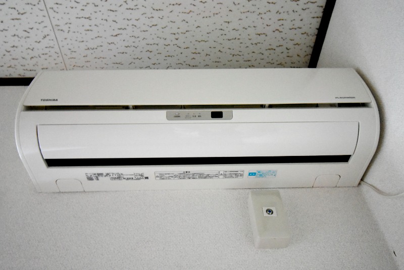 ��ʌ��������܎s�����擌��{�U���ڂ̃A�p�[�g�̂��̑��ݔ�