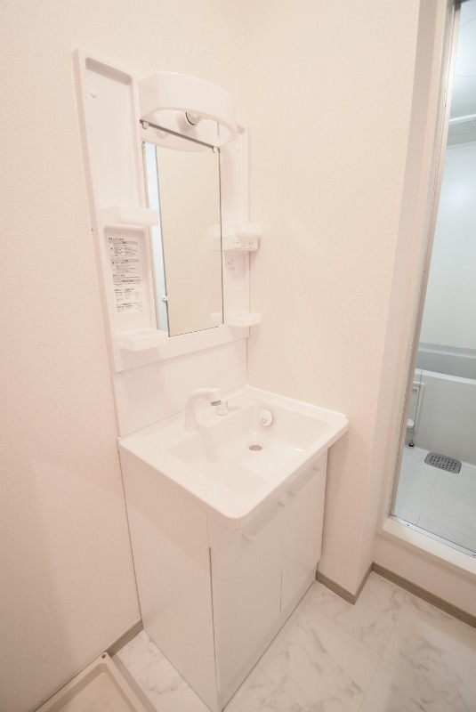 ��ʌ��������܎s��{��k�ܒ��Q���ڂ̃A�p�[�g�̐��ʏ�