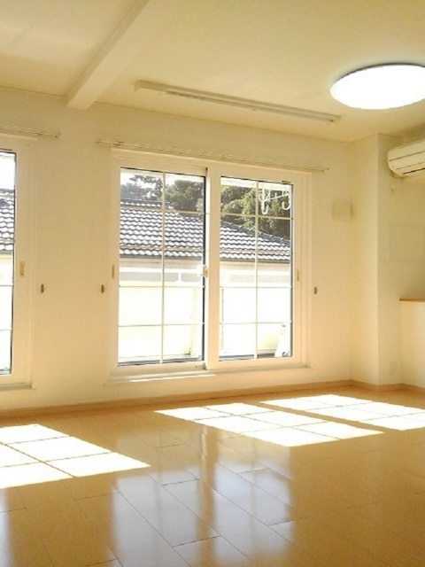 ��ʌ��������܎s��΋�{���Q���ڂ̃A�p�[�g�̋��ԁE���r���O