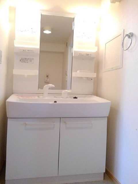 ��ʌ��������܎s��΋�{���Q���ڂ̃A�p�[�g�̐��ʏ�