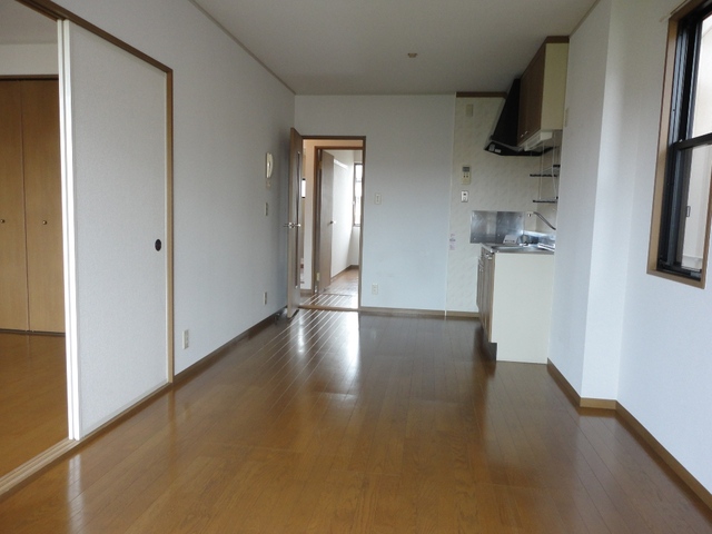 ��ʌ��������܎s�k����i���Q���ڂ̃A�p�[�g�̂��̑�