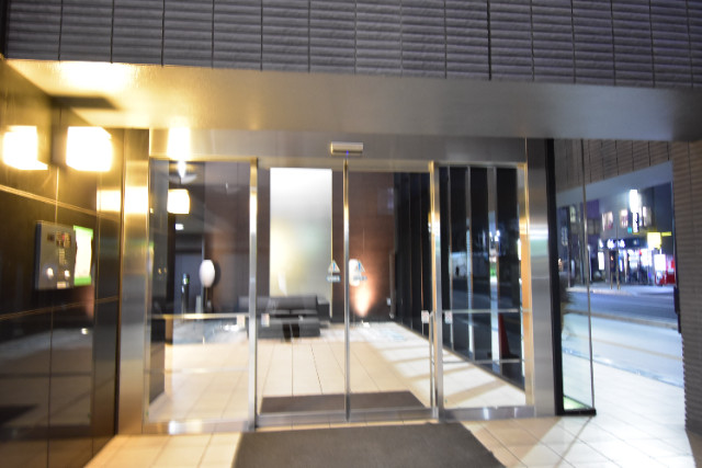 ��ʌ��������܎s��{�撇���R���ڂ̃}���V�����̃G���g�����X