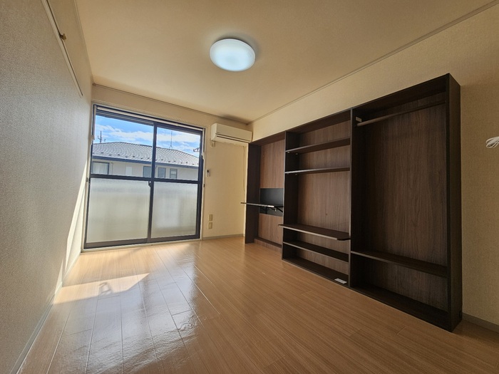 ��ʌ�����s�˒˂S���ڂ̃A�p�[�g�̂��̑������E�X�y�[�X