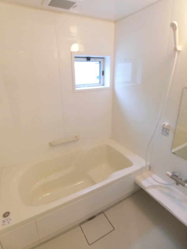 ��ʌ��k�����S�ɓޒ��厚�����̃A�p�[�g�̃o�X