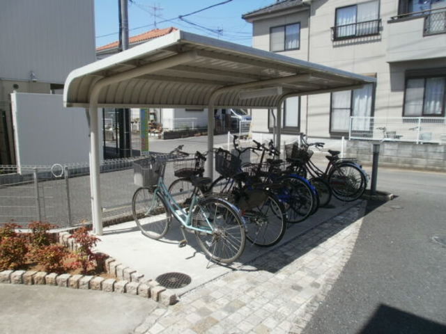 ��ʌ��k�����S�ɓޒ��厚�����̃A�p�[�g�̂��̑�