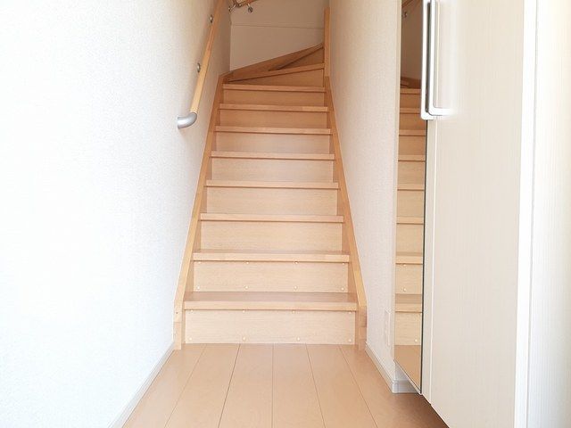 ��ʌ��z�J�s���C�N�^�E���U���ڂ̃A�p�[�g�̌���