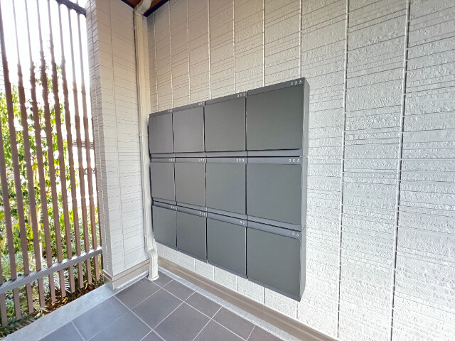 ��ʌ��������܎s�΋�厚���̃A�p�[�g�̂��̑�