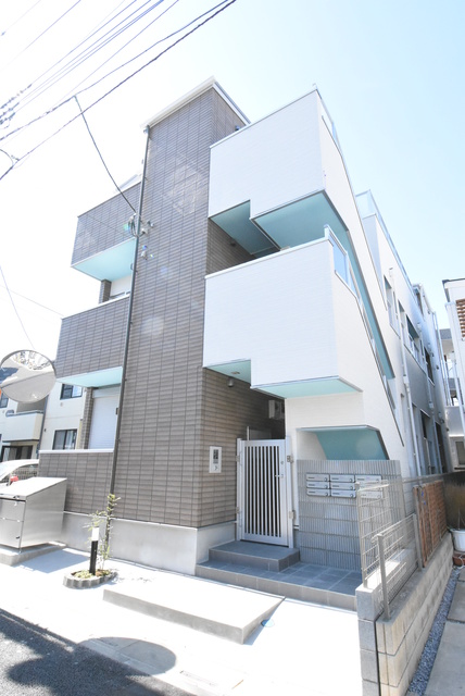 ��ʌ��������܎s�����擌��{�U���ڂ̃A�p�[�g�̌����O��