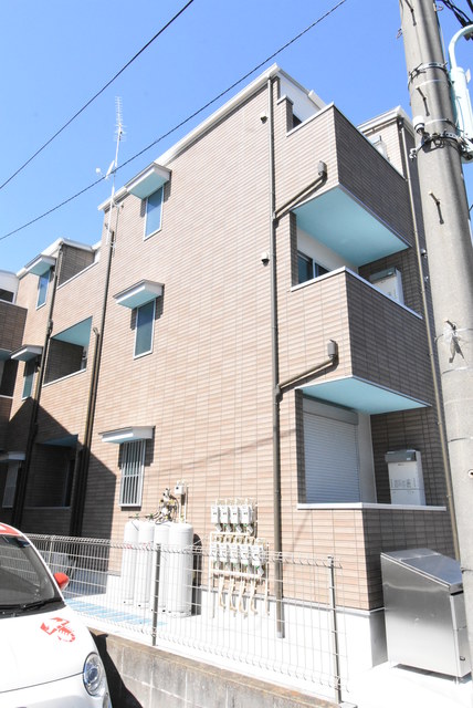 ��ʌ��������܎s�����擌��{�U����27-28�̃A�p�[�g�̌����O��