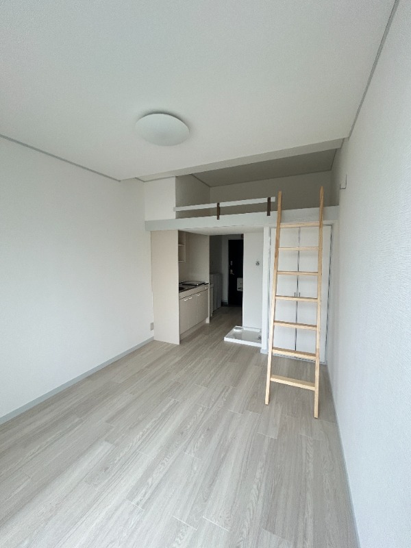 ��ʌ��������܎s��{��听���P���ڂ̃A�p�[�g�̋��ԁE���r���O