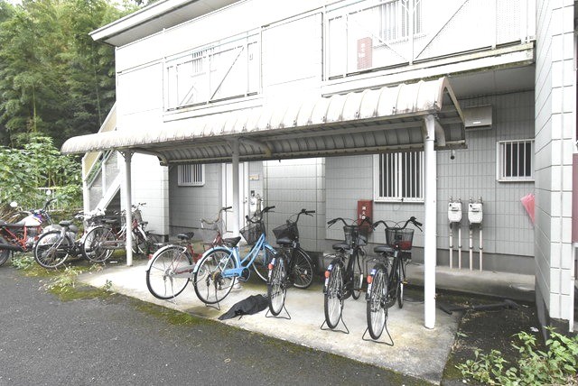 ��ʌ���z�s�厚�I��̃A�p�[�g�̂��̑�