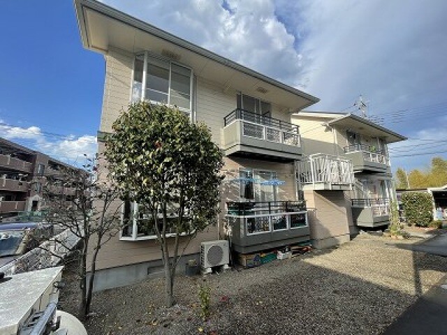 ��ʌ��������܎s����厚�w��1777-5�̃A�p�[�g�̌����O��