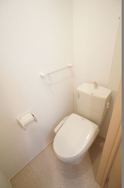 ��ʌ��������܎s�k����i���Q���ڂ̃A�p�[�g�̃g�C��