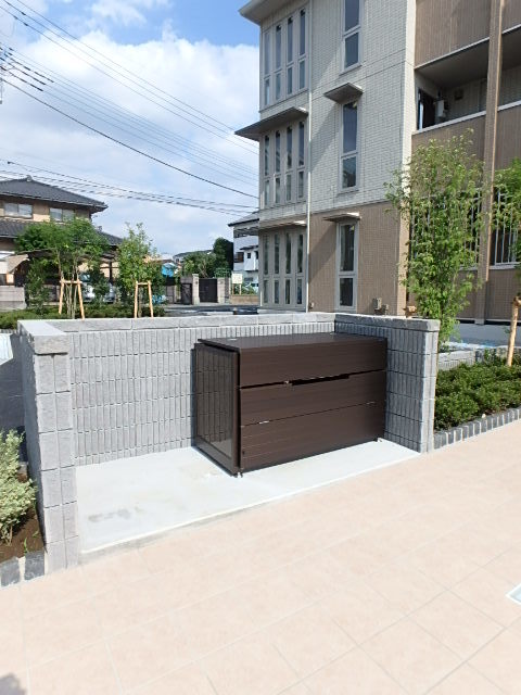 ��ʌ��������܎s��{��O���Q���ڂ̃A�p�[�g�̂��̑�