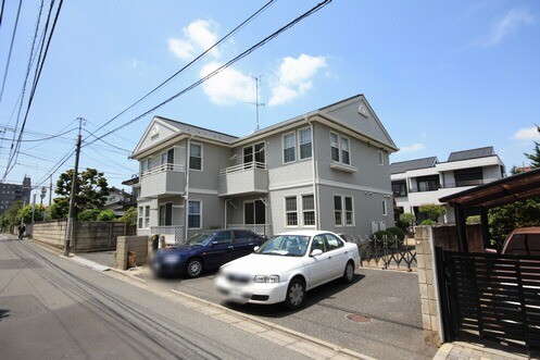 ��ʌ��������܎s��{�捂�@���P���ڂ̃A�p�[�g�̒��ԏ�