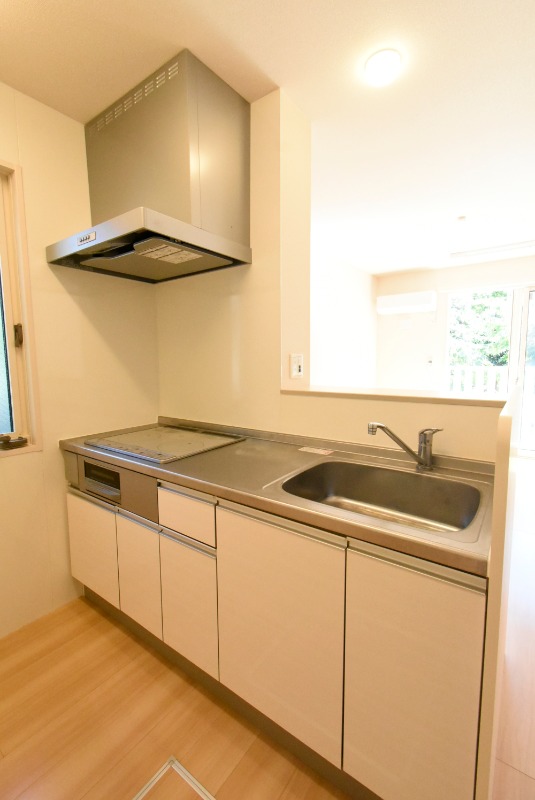 ��ʌ��������܎s��{��O���P���ڂ̃A�p�[�g�̃L�b�`��