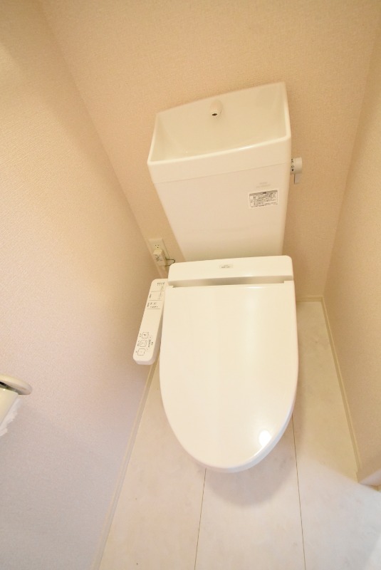 ��ʌ��������܎s��{��O���P���ڂ̃A�p�[�g�̃g�C��