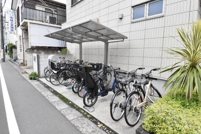 ��ʌ�����s�؂R���ڂ̃}���V�����̂��̑�