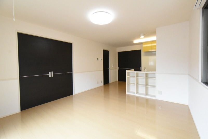 ��ʌ��������܎s�����擇���̃A�p�[�g�̋��ԁE���r���O