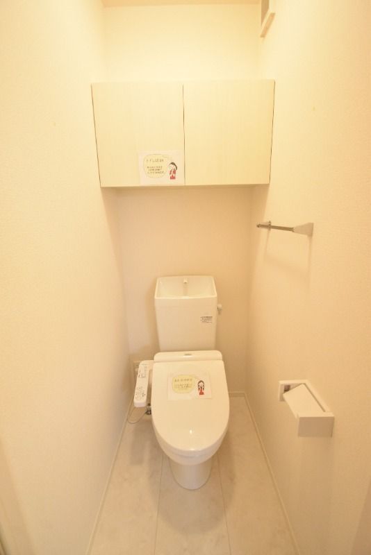 ��ʌ��������܎s�Y�a��̉ƂS���ڂ̃A�p�[�g�̃g�C��