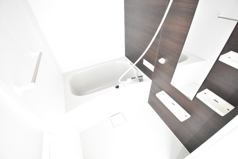 ��ʌ��������܎s�������J�R���ڂ̃}���V�����̃o�X