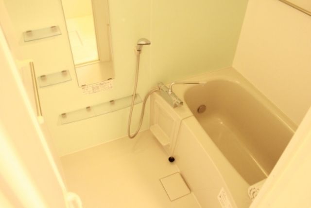 ��ʌ��������܎s��{����ؒ��S���ڂ̃A�p�[�g�̃o�X