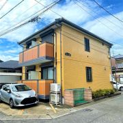 ��ʌ�����s���R�R���ڂ̃A�p�[�g�̌����O��