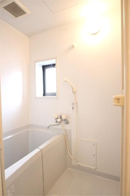 ��ʌ��������܎s�������˂R���ڂ̃A�p�[�g�̃o�X