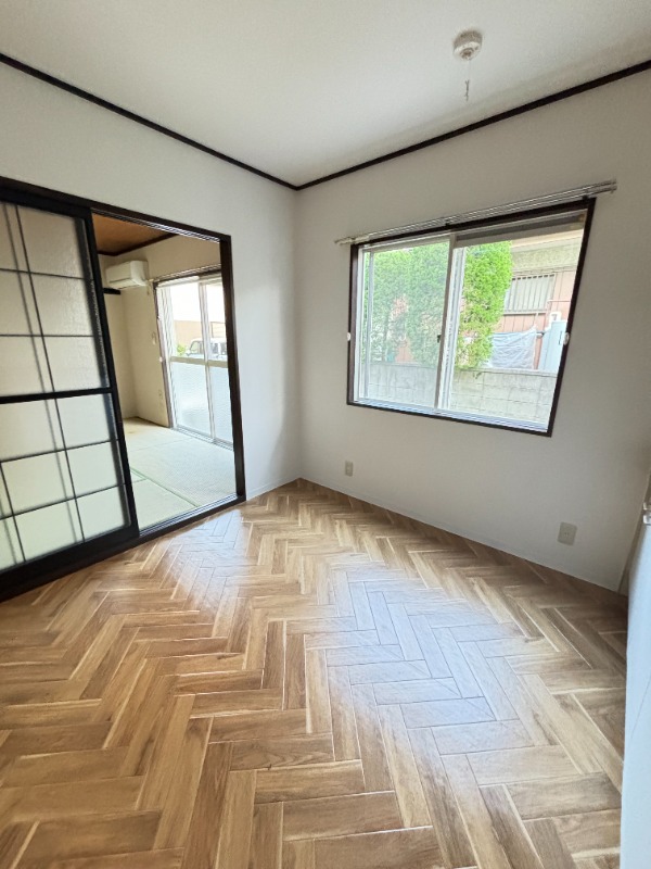 ��ʌ��������܎s����厚�w��̃A�p�[�g�̋����E���r���O