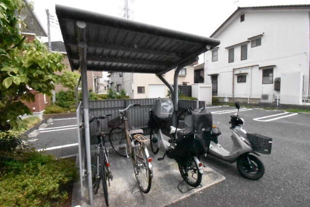 ��ʌ�����s���ԂR���ڂ̃A�p�[�g�̂��̑�