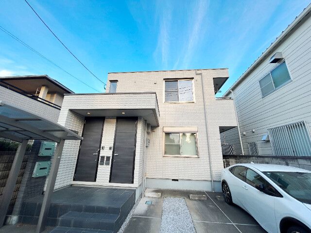 ��ʌ��������܎s�k��{�����P����557�̃}���V�����̌����O��