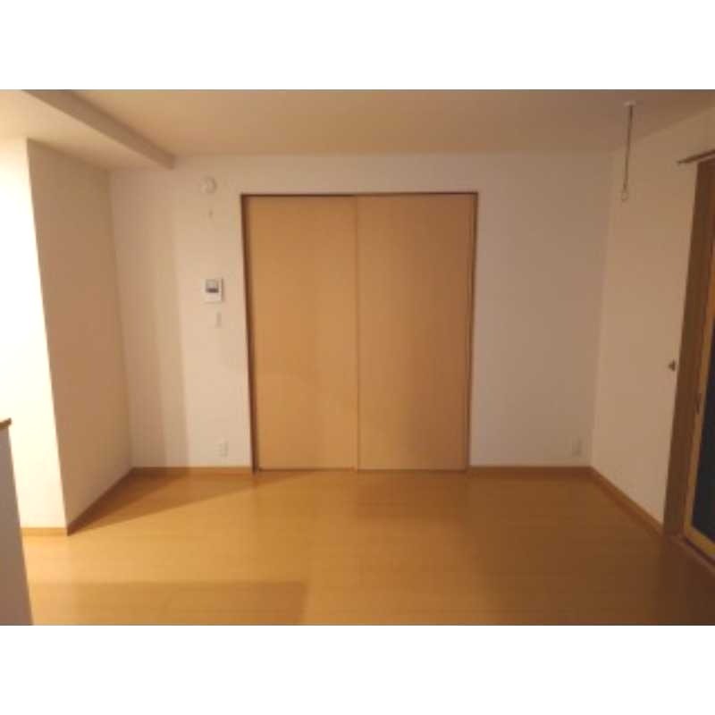 ��ʌ��������܎s���搼��{�P���ڂ̃A�p�[�g�̂��̑������E�X�y�[�X