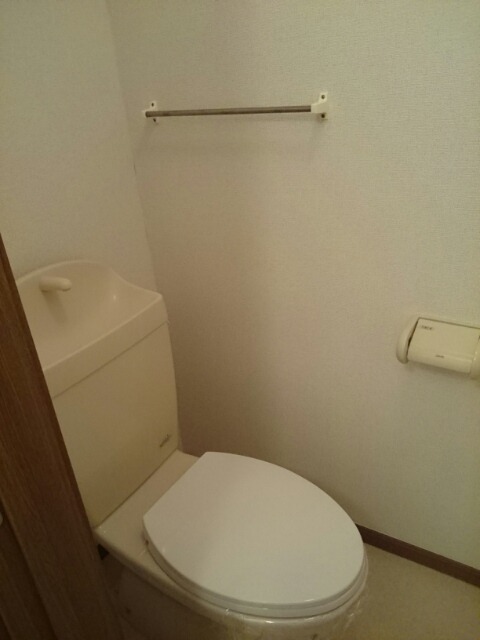 ��ʌ�����s�厚�뒚�ڂ̃A�p�[�g�̃g�C��