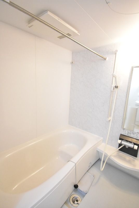 ��ʌ��������܎s������t���P���ڂ̃A�p�[�g�̃o�X