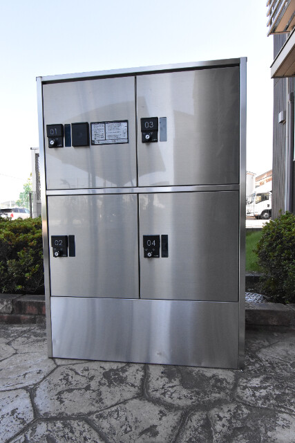 ��ʌ��z�J�s���C�N�^�E���V���ڂ̃A�p�[�g�̂��̑�