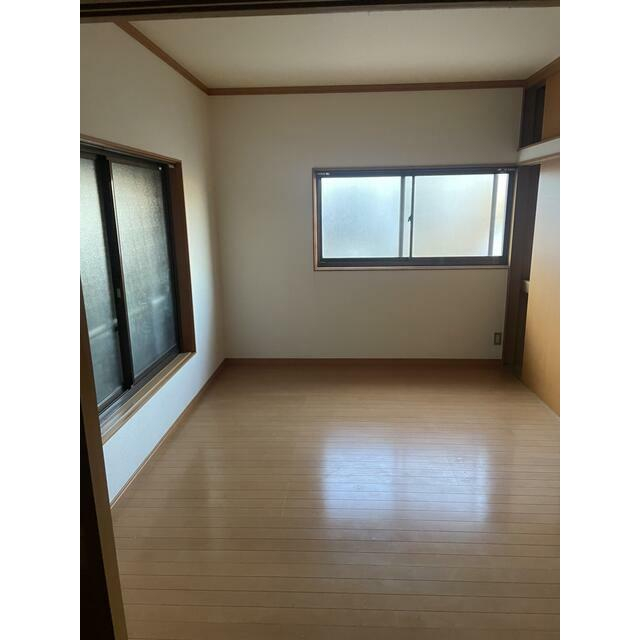 ��ʌ��������܎s��΋戤�����̃A�p�[�g�̋��ԁE���r���O